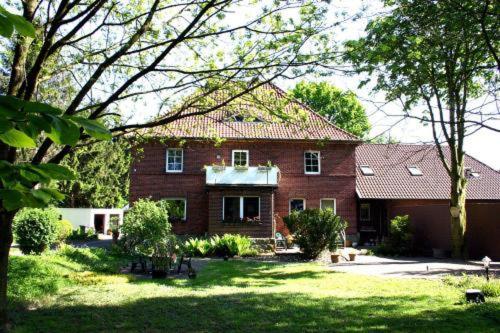 Hotel Haus im Grünen Lippstadt Exterior foto